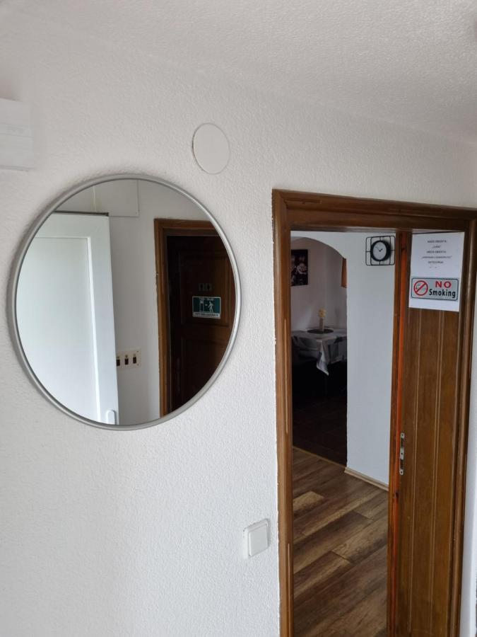 Apartments Luka Rakovica Eksteriør billede