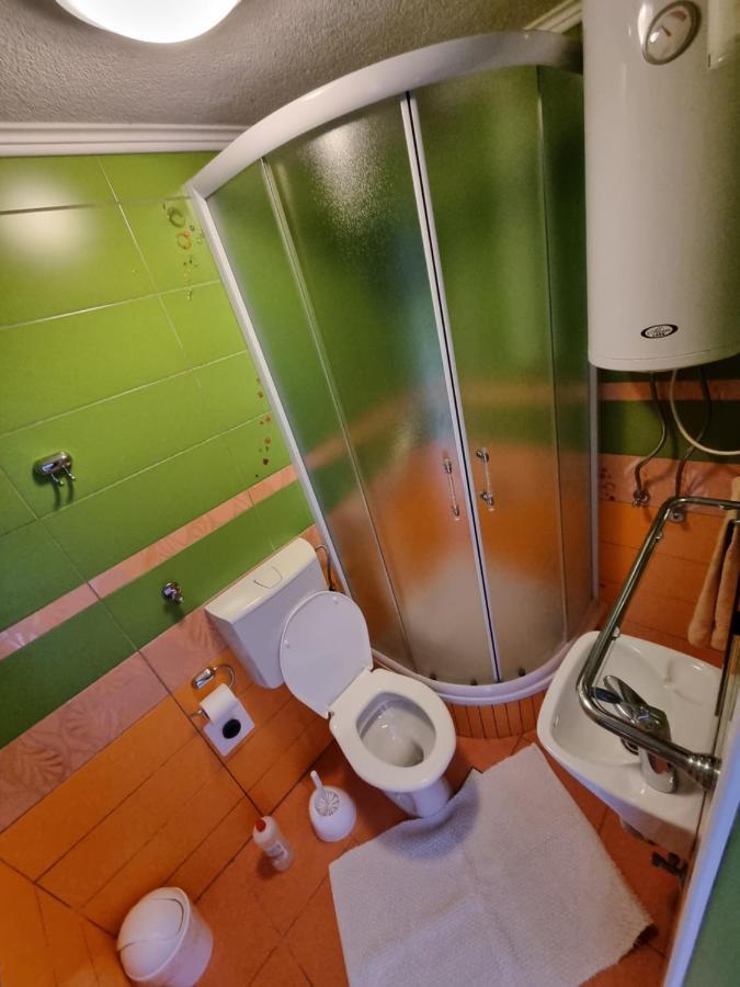 Apartments Luka Rakovica Eksteriør billede