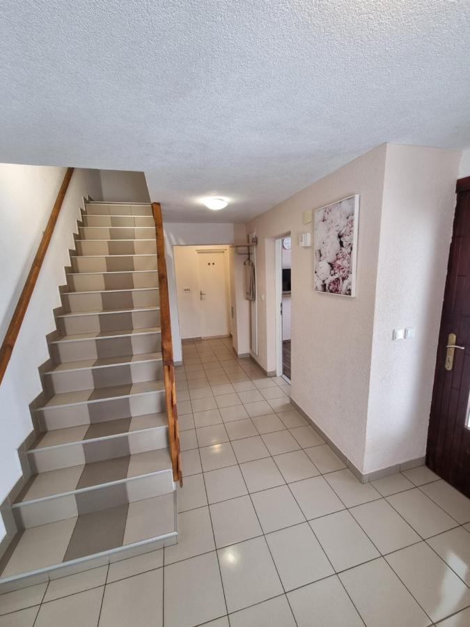 Apartments Luka Rakovica Eksteriør billede