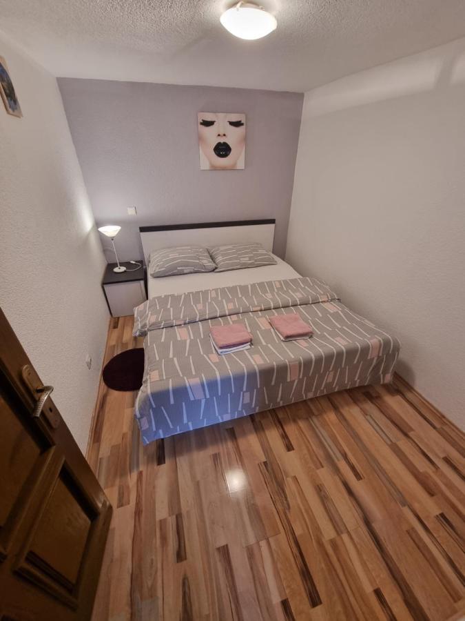 Apartments Luka Rakovica Eksteriør billede