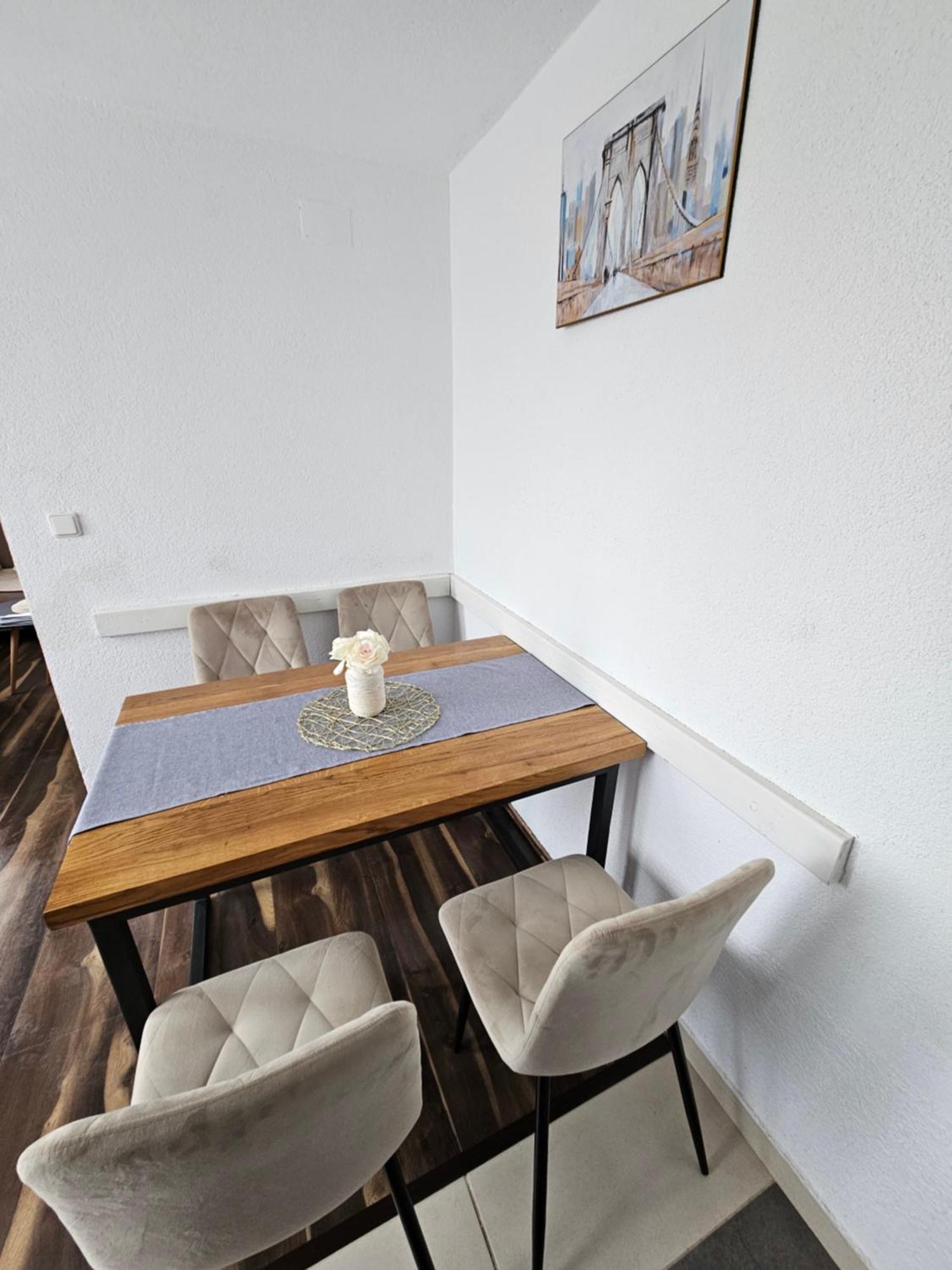 Apartments Luka Rakovica Eksteriør billede