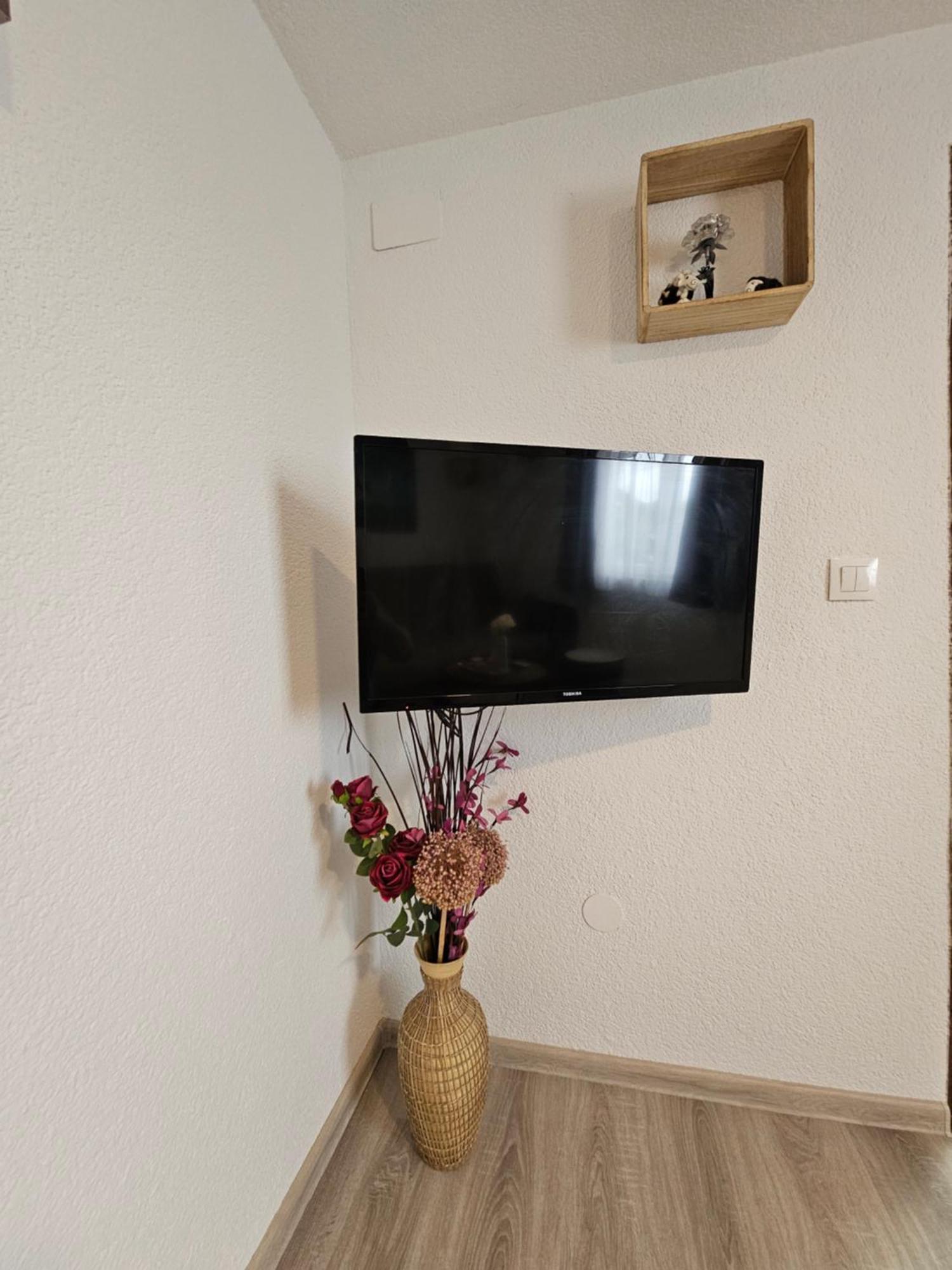 Apartments Luka Rakovica Eksteriør billede
